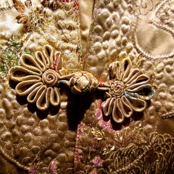 Vintage SOLZ SQUIRREL Chinese Golden Satin Brocade Dress Gown Robe Frog Buttons - Picture 4 of 10